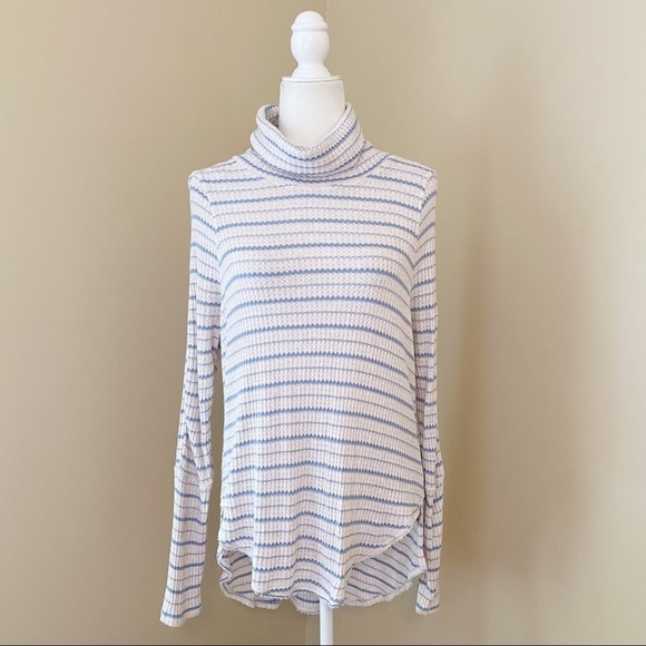 We the Free Waffle Knit Cowl Neck Top - M - Picture 10 of 10